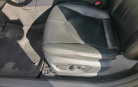 Toyota Camry, 2019 год, 3 650 000 рублей, 17 фотография