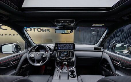 Lexus LX, 2025 год, 18 800 000 рублей, 13 фотография