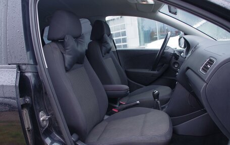 Volkswagen Polo VI (EU Market), 2013 год, 700 000 рублей, 10 фотография