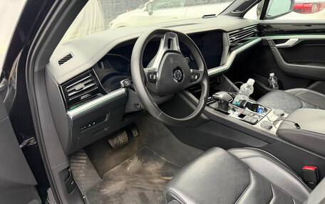 Volkswagen Touareg III, 2019 год, 6 350 000 рублей, 5 фотография