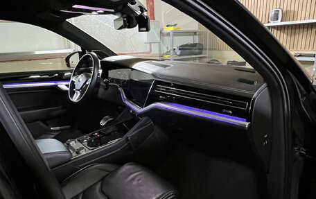 Volkswagen Touareg III, 2019 год, 6 350 000 рублей, 14 фотография