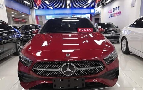 Mercedes-Benz A-Класс, 2023 год, 1 602 047 рублей, 2 фотография