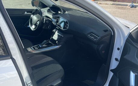 Peugeot 308 II, 2020 год, 1 600 000 рублей, 5 фотография