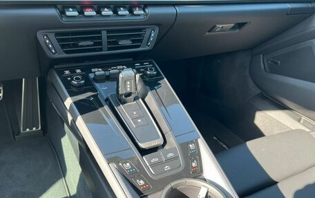 Porsche 911, 2025 год, 24 390 000 рублей, 21 фотография