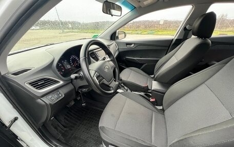 Hyundai Solaris II рестайлинг, 2017 год, 1 340 000 рублей, 9 фотография