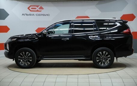 Mitsubishi Montero Sport, 2022 год, 4 190 000 рублей, 8 фотография