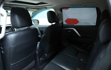 Mitsubishi Montero Sport, 2022 год, 4 190 000 рублей, 12 фотография