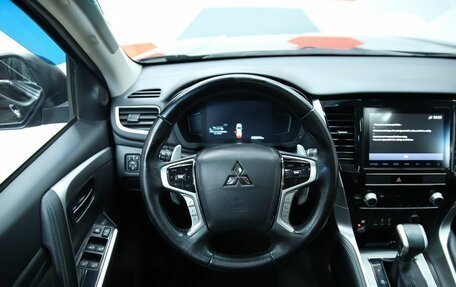 Mitsubishi Montero Sport, 2022 год, 4 190 000 рублей, 14 фотография