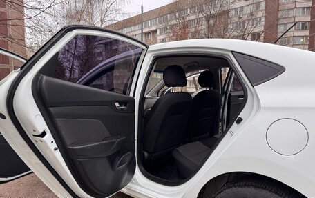 Hyundai Solaris II рестайлинг, 2018 год, 729 000 рублей, 10 фотография