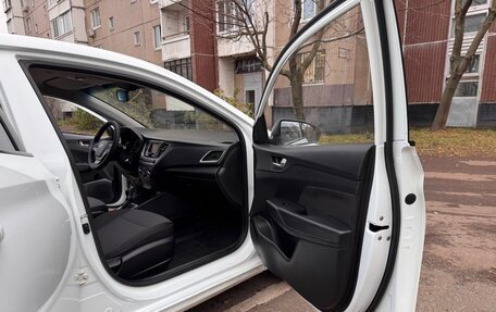 Hyundai Solaris II рестайлинг, 2018 год, 729 000 рублей, 15 фотография