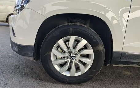 Volkswagen Taos, 2021 год, 1 640 000 рублей, 19 фотография