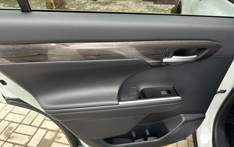 Toyota Highlander, 2025 год, 6 200 000 рублей, 8 фотография