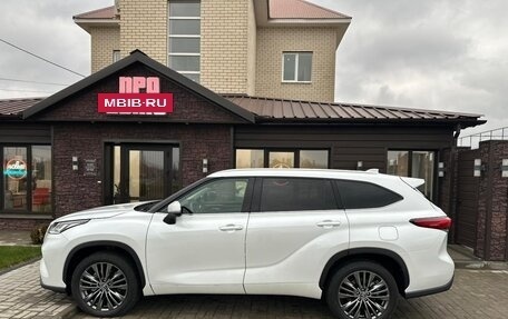 Toyota Highlander, 2025 год, 6 200 000 рублей, 5 фотография