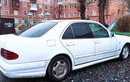 Mercedes-Benz E-Класс, 1998 год, 400 000 рублей, 5 фотография