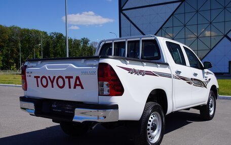 Toyota Hilux VIII, 2025 год, 10 290 000 рублей, 6 фотография