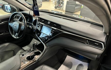 Toyota Camry, 2018 год, 2 899 900 рублей, 13 фотография