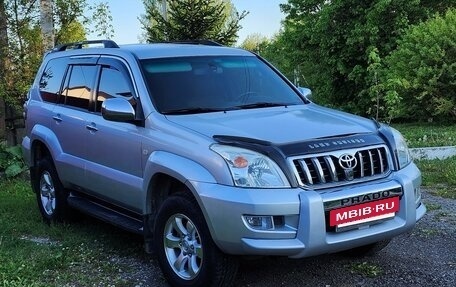 Toyota Land Cruiser Prado 120 рестайлинг, 2004 год, 1 860 000 рублей, 2 фотография