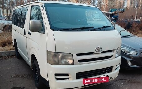 Toyota HiAce H200, 2006 год, 1 000 000 рублей, 2 фотография