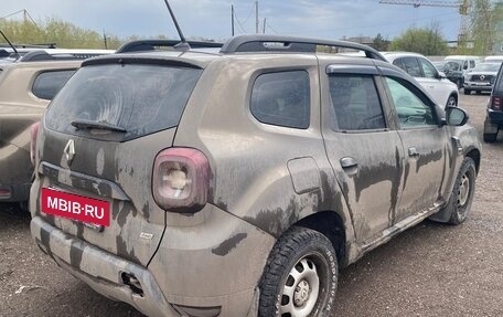 Renault Duster, 2022 год, 2 100 000 рублей, 3 фотография