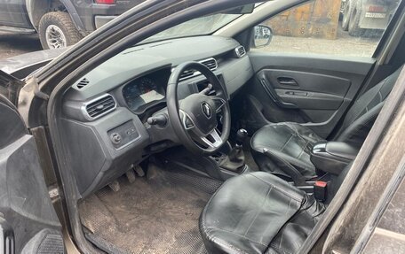 Renault Duster, 2022 год, 2 100 000 рублей, 7 фотография