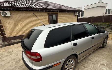 Volvo V40 I, 2001 год, 300 000 рублей, 4 фотография
