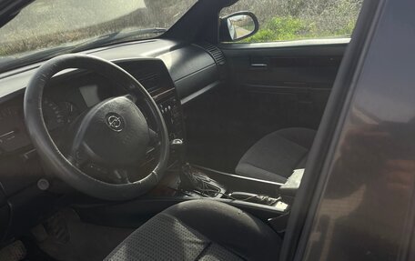 Opel Omega B, 2001 год, 260 000 рублей, 1 фотография