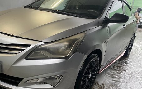 Hyundai Solaris II рестайлинг, 2014 год, 450 000 рублей, 6 фотография