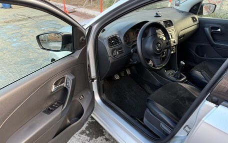 Volkswagen Polo VI (EU Market), 2011 год, 390 000 рублей, 11 фотография