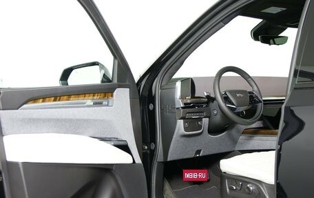 Cadillac Escalade V, 2025 год, 23 278 730 рублей, 7 фотография