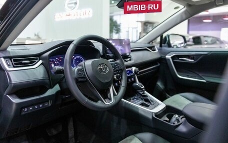 Toyota RAV4, 2025 год, 4 690 000 рублей, 12 фотография