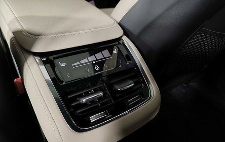 Volvo XC90 II рестайлинг, 2025 год, 12 900 000 рублей, 19 фотография