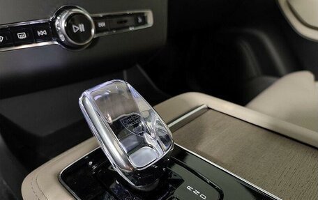 Volvo XC90 II рестайлинг, 2025 год, 12 900 000 рублей, 18 фотография