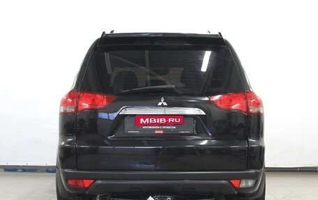 Mitsubishi Pajero Sport II рестайлинг, 2014 год, 1 690 000 рублей, 6 фотография
