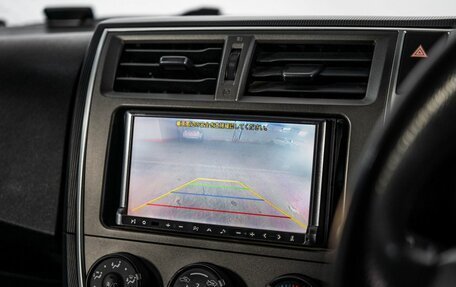 Toyota Ractis II, 2011 год, 900 000 рублей, 12 фотография