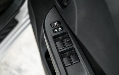 Toyota Ractis II, 2011 год, 900 000 рублей, 15 фотография