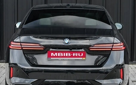 BMW 5 серия, 2024 год, 11 175 000 рублей, 25 фотография