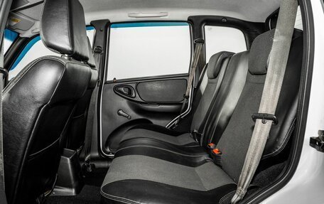 Chevrolet Niva I рестайлинг, 2015 год, 795 000 рублей, 7 фотография