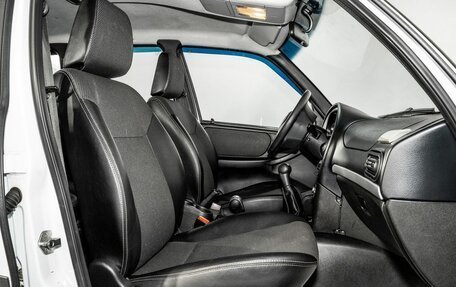 Chevrolet Niva I рестайлинг, 2015 год, 795 000 рублей, 5 фотография