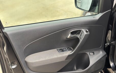 Volkswagen Polo VI (EU Market), 2011 год, 639 000 рублей, 12 фотография