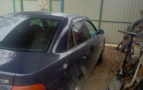 Audi A4, 1996 год, 252 000 рублей, 3 фотография