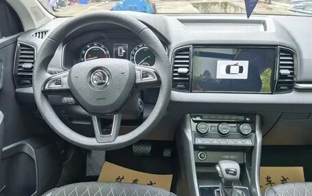 Skoda Karoq I, 2021 год, 1 855 000 рублей, 10 фотография