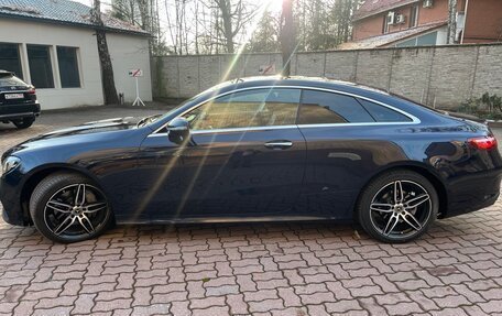 Mercedes-Benz E-Класс, 2020 год, 5 000 000 рублей, 4 фотография