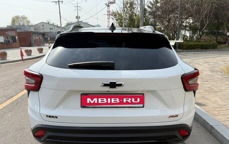 Chevrolet Trax, 2023 год, 1 950 000 рублей, 5 фотография