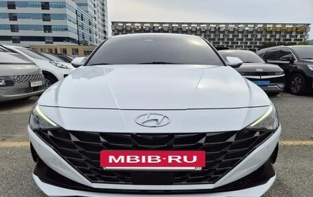 Hyundai Avante, 2022 год, 1 850 000 рублей, 2 фотография