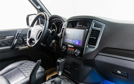 Mitsubishi Pajero IV, 2019 год, 4 078 000 рублей, 29 фотография
