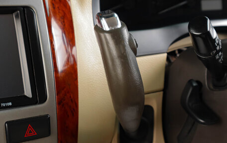 Toyota Ipsum II, 2003 год, 819 000 рублей, 19 фотография