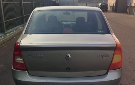 Renault Logan I, 2010 год, 450 000 рублей, 4 фотография