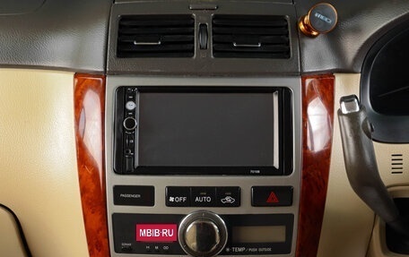 Toyota Ipsum II, 2003 год, 819 000 рублей, 18 фотография