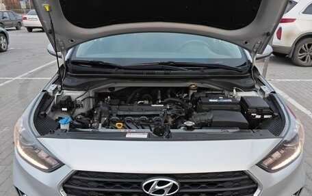 Hyundai Solaris II рестайлинг, 2019 год, 1 520 000 рублей, 23 фотография