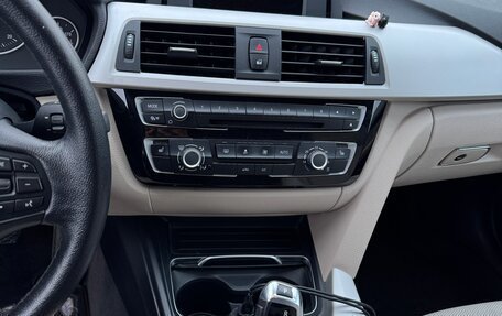 BMW 3 серия, 2016 год, 2 550 000 рублей, 16 фотография